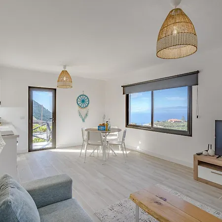 Hébergement de vacances Sea View House Pride & Joy - Adults Only *