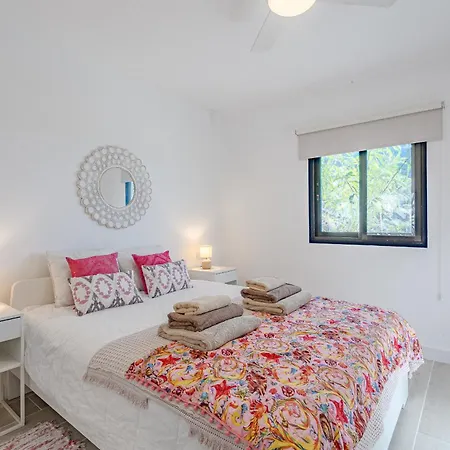 Sea View House Pride & Joy - Adults Only