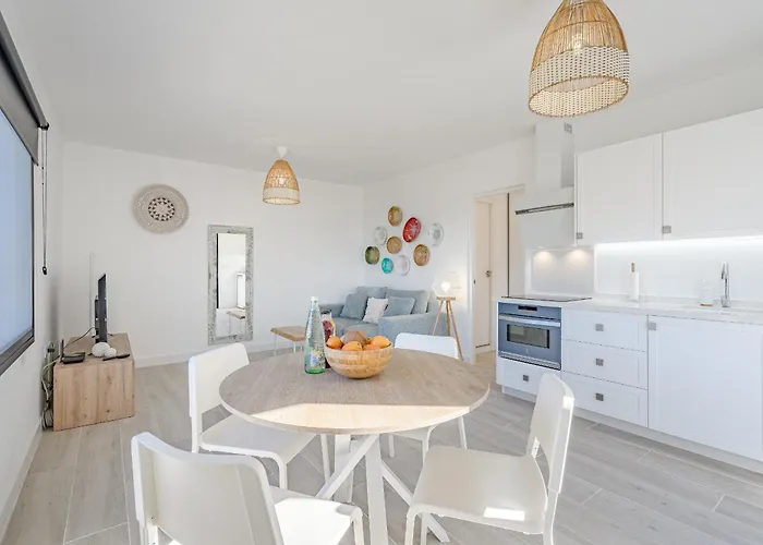 Semesterbostad Sea View House Pride & Joy - Adults Only *