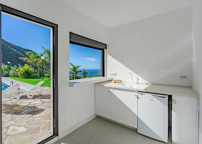 Sea View House Pride & Joy - Adults Only Semesterbostad