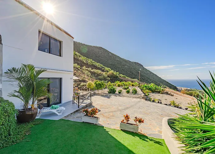 Sea View House Pride & Joy - Adults Only *