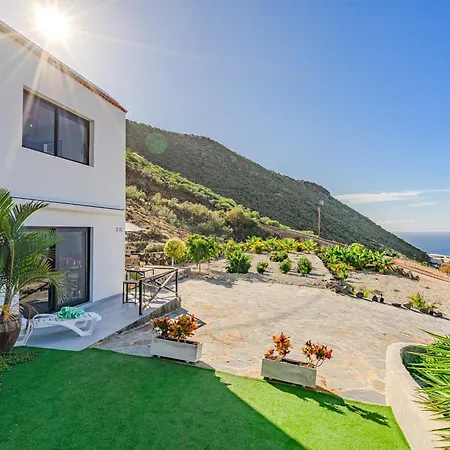 Sea View House Pride & Joy - Adults Only *