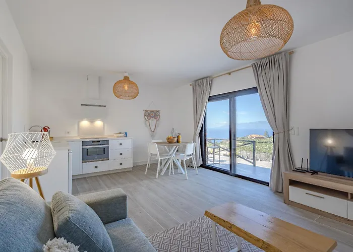 Sea View House Pride & Joy - Adults Only *