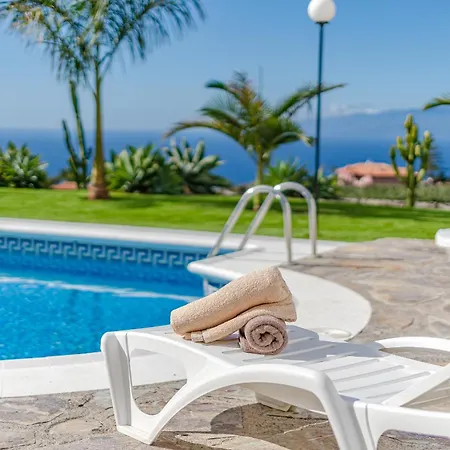 Sea View House Pride & Joy - Adults Only *